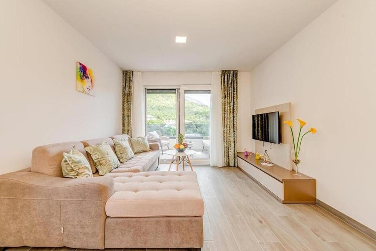 Villa Ivo Promajna Kültér fotó